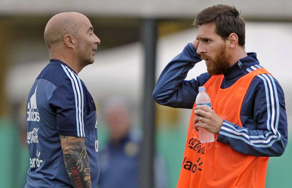 Messi bråkar med Sampaoli